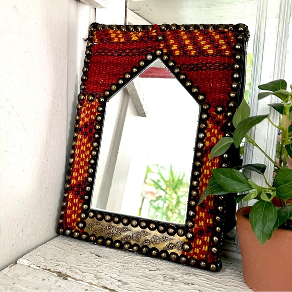 Egyptian Kilim Rug Mirror Studs Vibrant Colors With Carved Metal Red And Gold